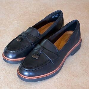 Women’s Clarks Black Loafer Slip on Shoes